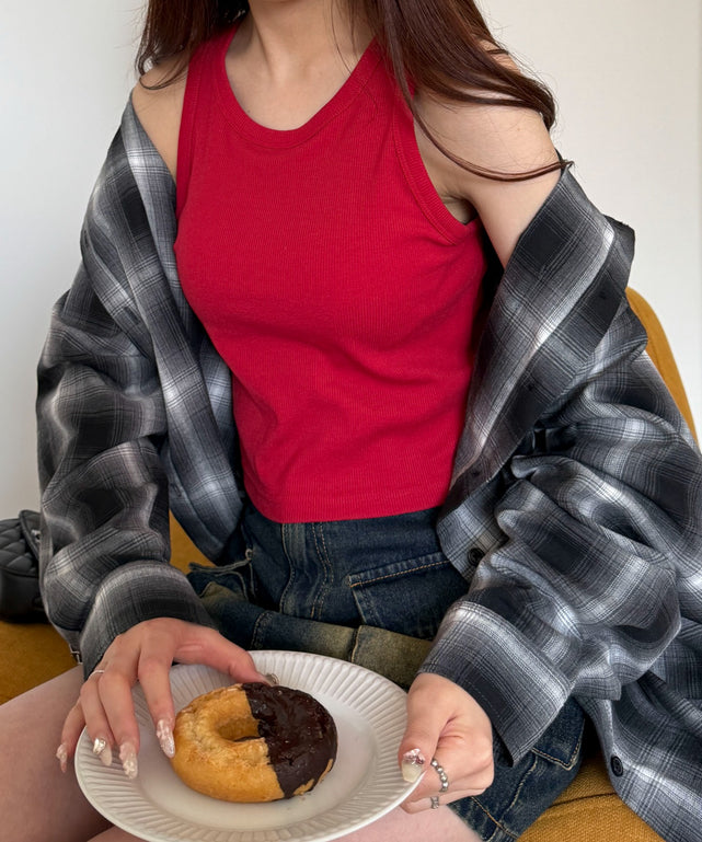 レッド　モデル:160cm M着用