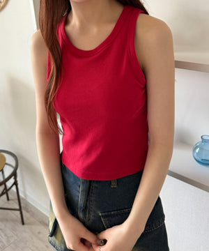 レッド　モデル:160cm M着用