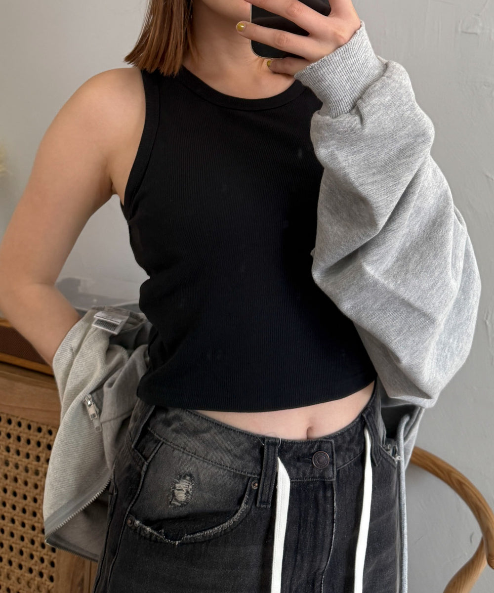 ブラック　モデル:155cm M着用