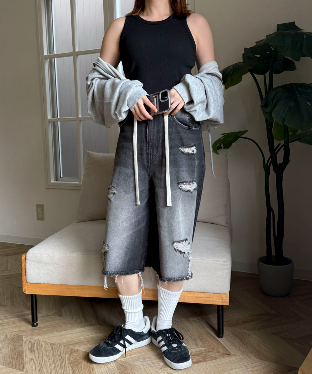 ブラック　モデル:160cm M着用