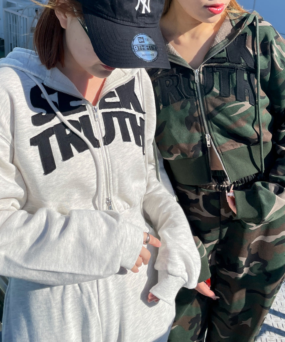 ロゴZIPショートパーカー