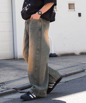 デニム淡加工 モデル：175cm L着用