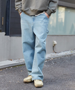 デニム淡加工 モデル：180cm L着用