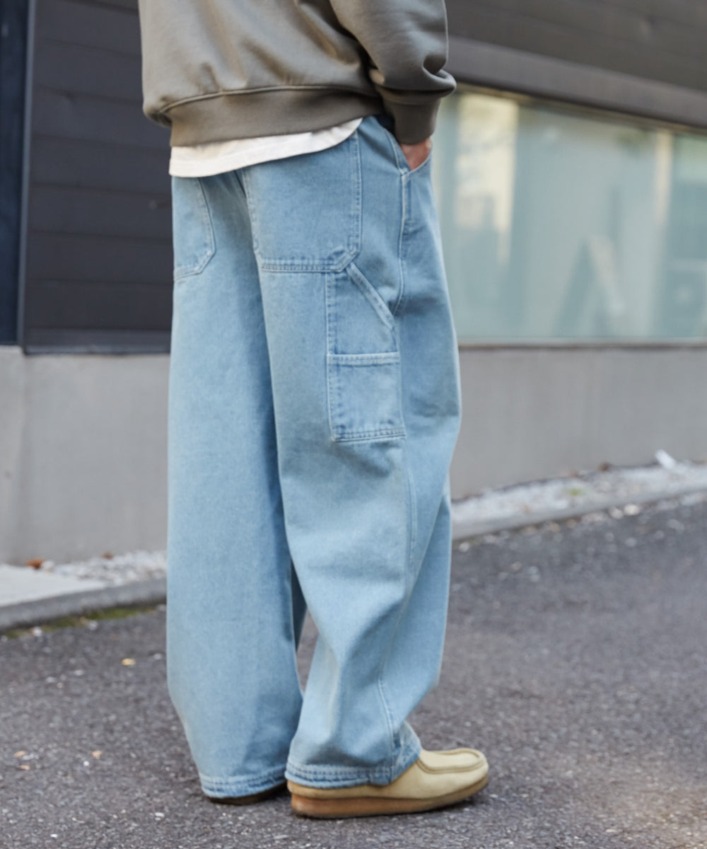 デニム淡加工 モデル：180cm L着用