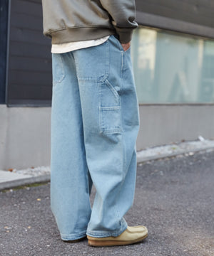 デニム淡加工 モデル：180cm L着用