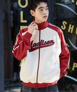 ワイン　モデル:180cm L着用