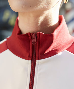 ワイン　モデル:180cm L着用