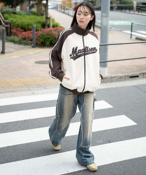 ブラウン　モデル:161cm L着用