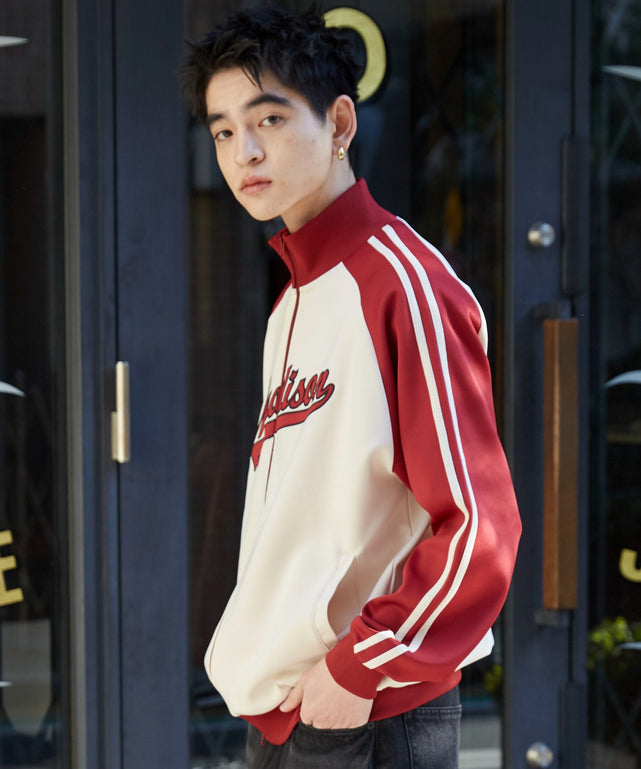 ワイン　モデル:180cm L着用