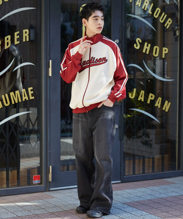 ワイン　モデル:180cm L着用