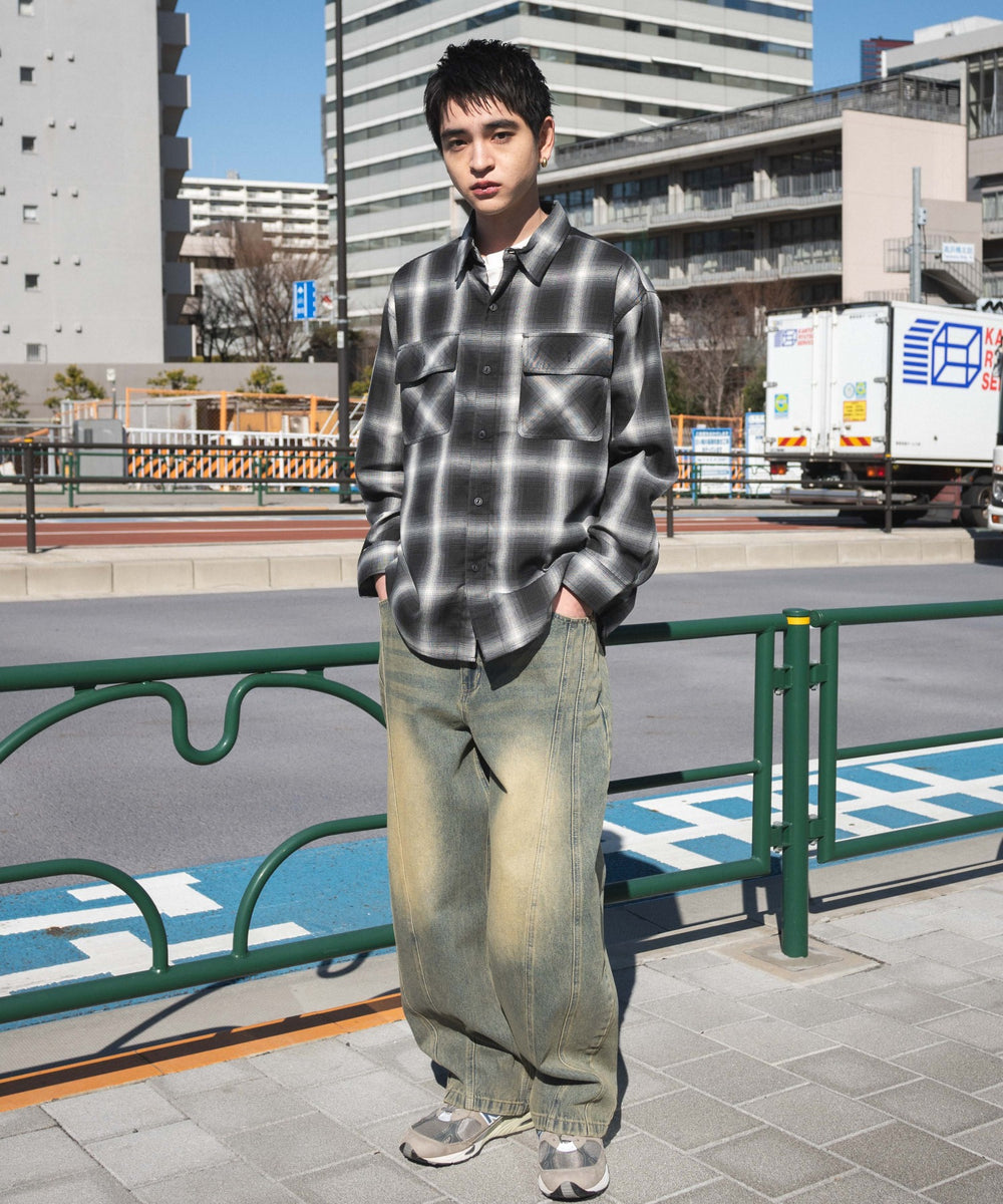 デニム淡加工 モデル：180cm L着用