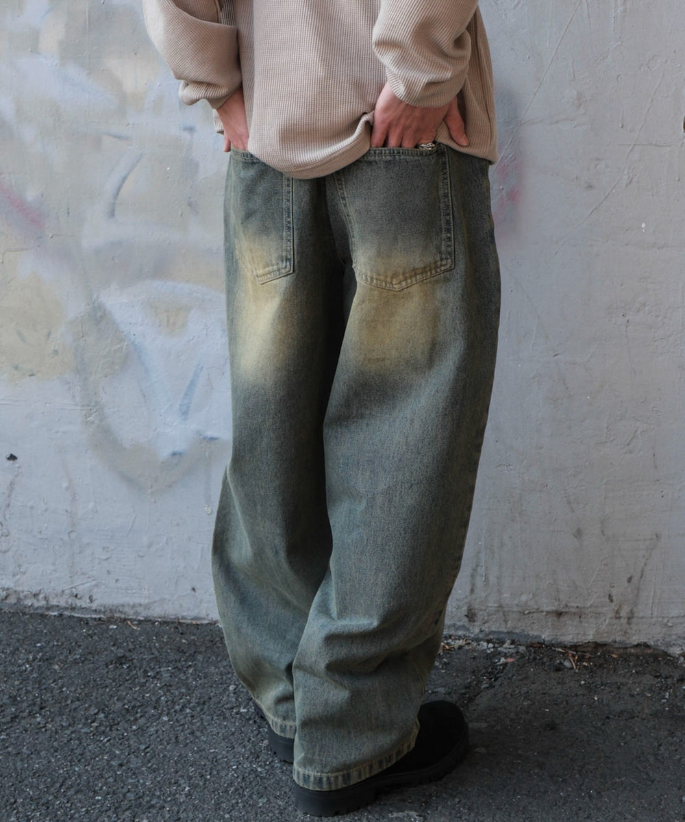 デニム淡加工　モデル:175cm L着用