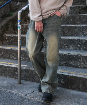 デニム淡加工　モデル:175cm L着用