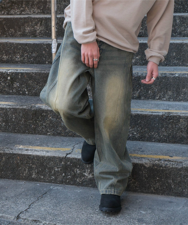 デニム淡加工　モデル:175cm L着用