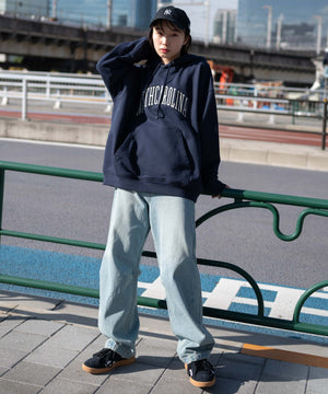 ネイビー　モデル:161cm L着用