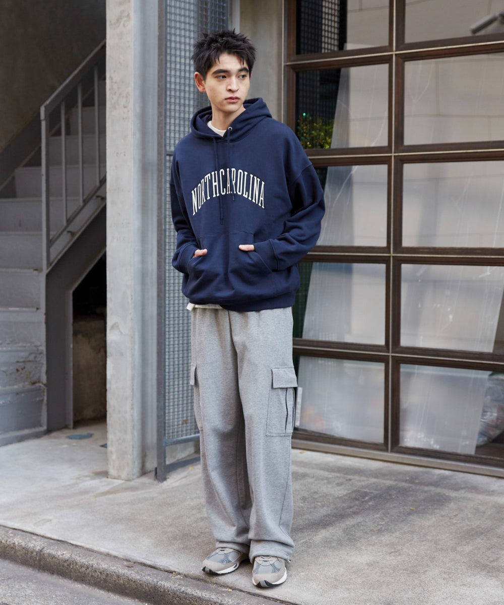 ネイビー　モデル:180cm L着用