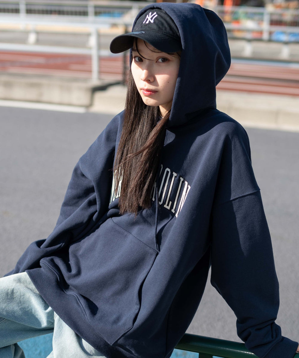 ネイビー　モデル:161cm L着用