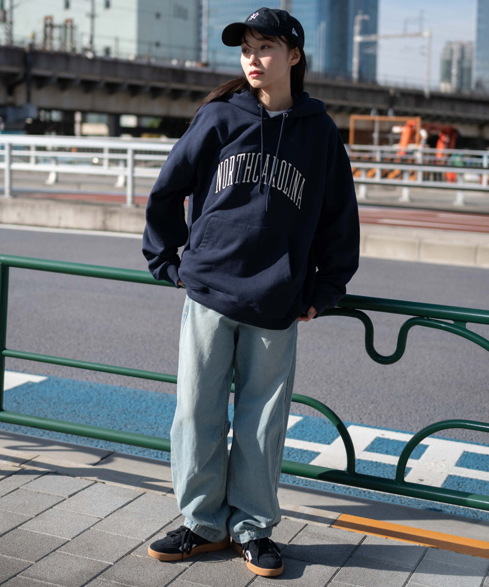 ネイビー　モデル:161cm L着用