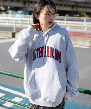 アッシュグレー　モデル:161cm L着用