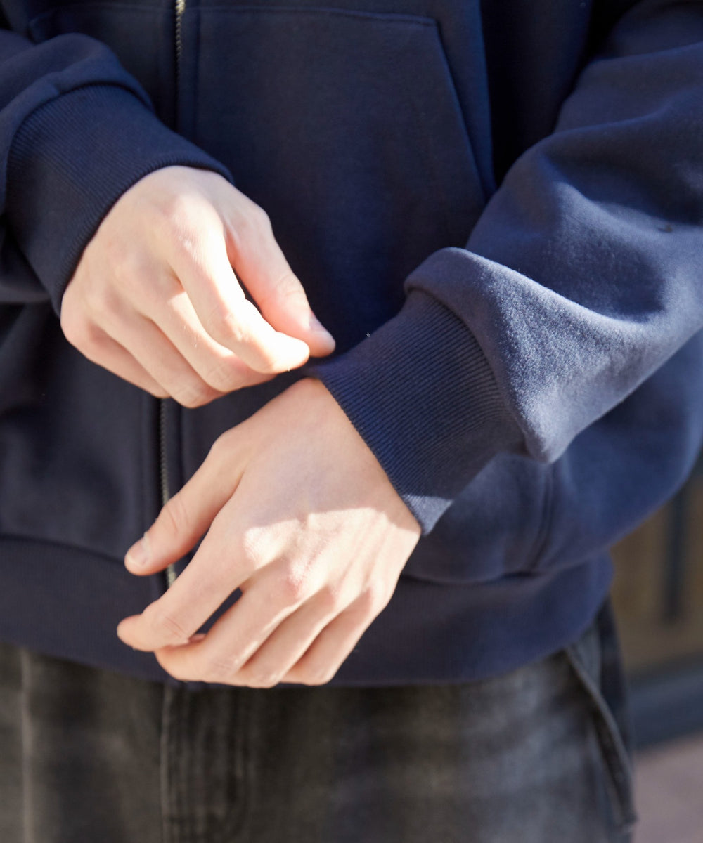 ワッペンロゴZIPパーカー