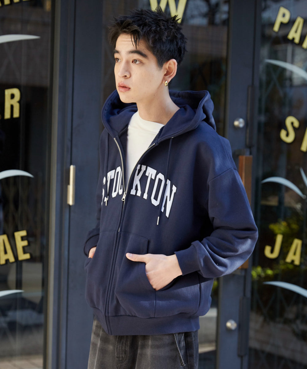 ネイビー　モデル:180cm L着用