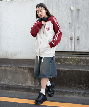 ワイン　モデル:161cm L着用