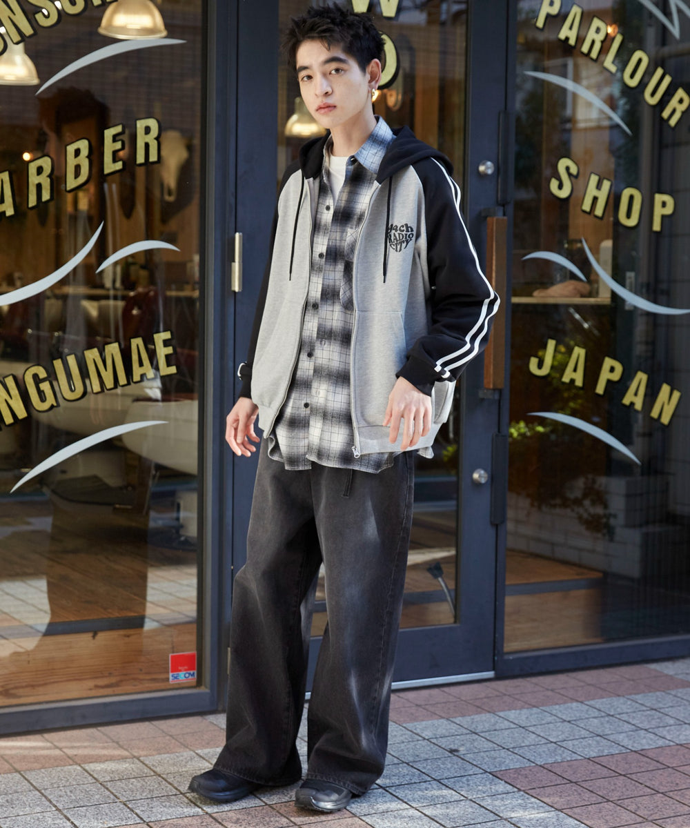 ブラック　モデル:180cm L着用