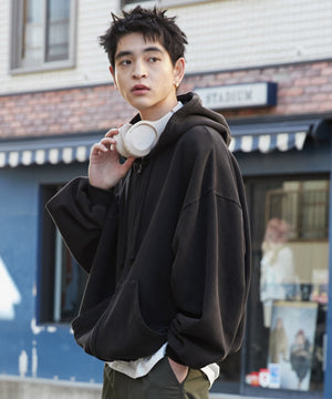 ブラック モデル：180cm L着用