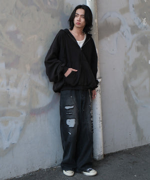 ブラック モデル：175cm L着用