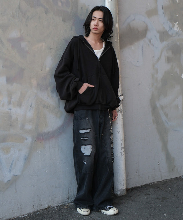 ブラック モデル：175cm L着用