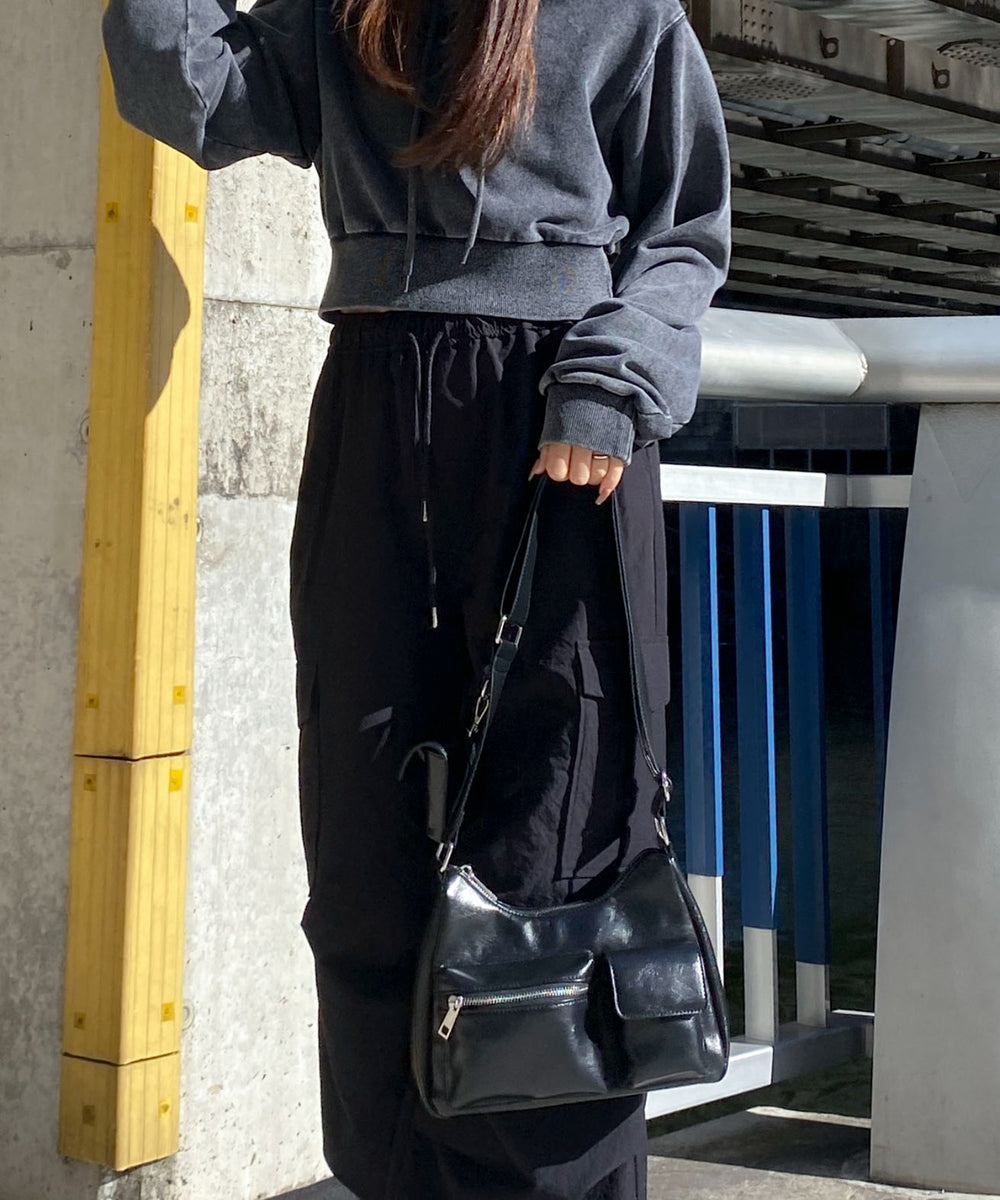 ブラック（PU）