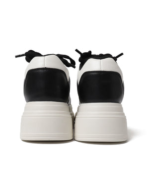 ボリュームレースアップ厚底スニーカー