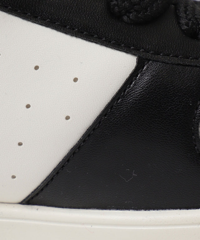 ボリュームレースアップ厚底スニーカー