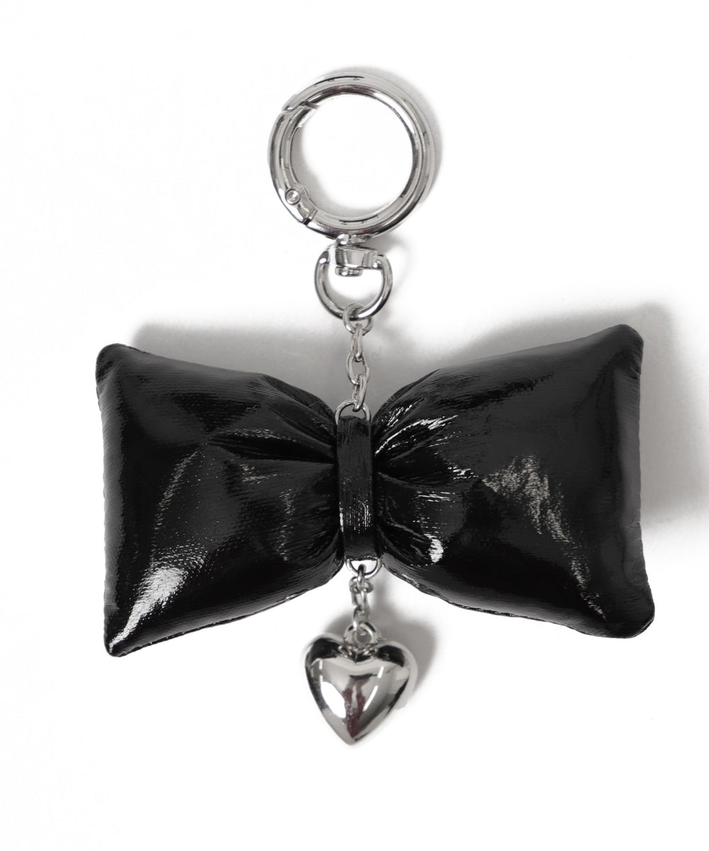 チャーム付きボストンバッグ