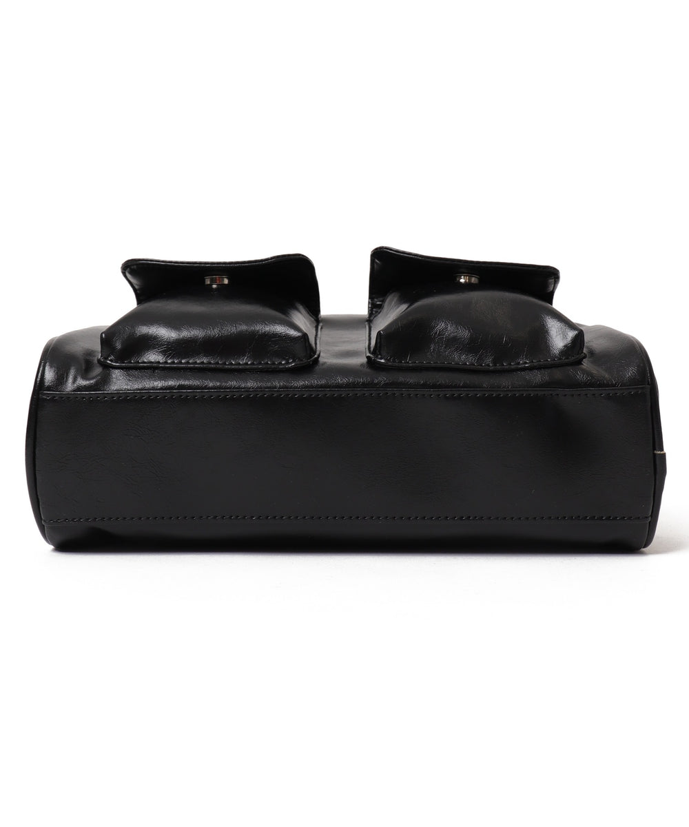 チャーム付きボストンバッグ