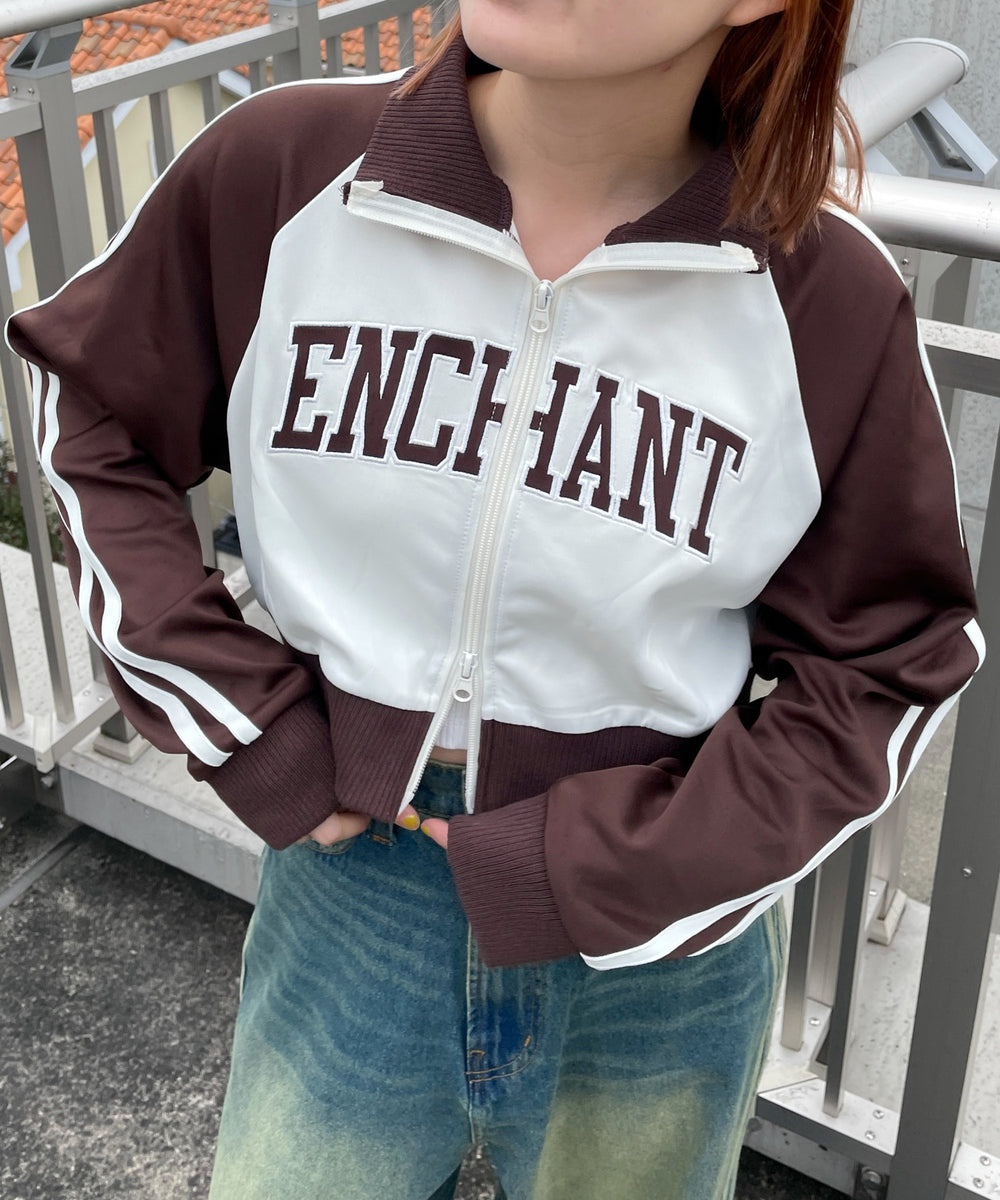 ブラウン モデル：155cm F着用