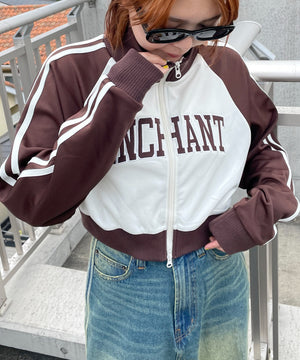 ブラウン モデル：155cm F着用