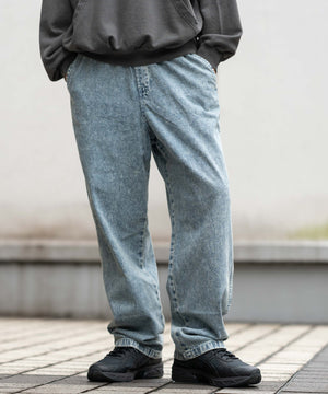 デニム淡加工  モデル：175cm L着用