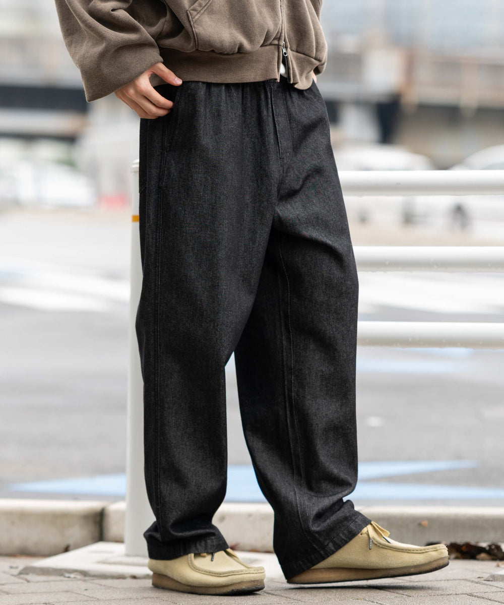 ブラック モデル：175cm L着用