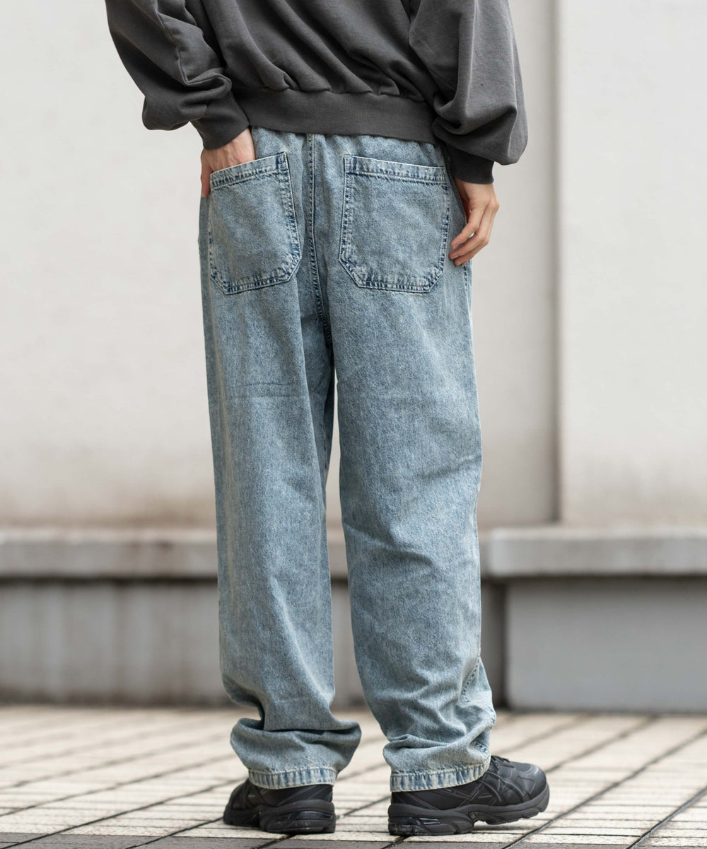 デニム淡加工  モデル：175cm L着用