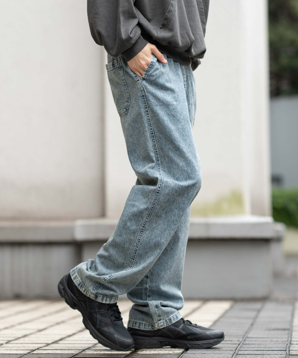 デニム淡加工  モデル：175cm L着用
