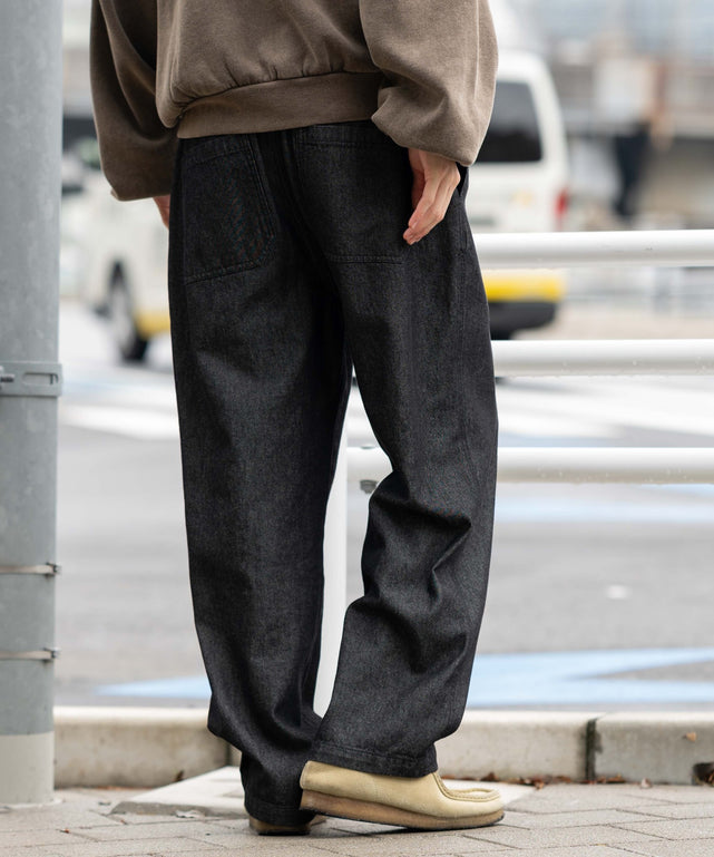 ブラック モデル：175cm L着用