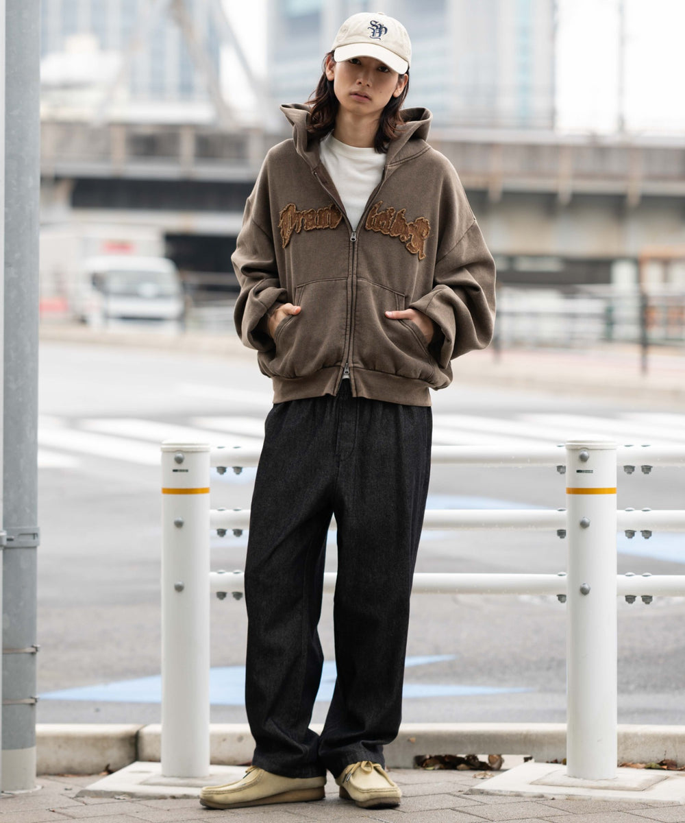 ブラック モデル：175cm L着用