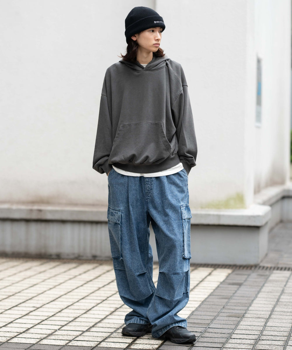 デニム淡加工 モデル：175cm L着用