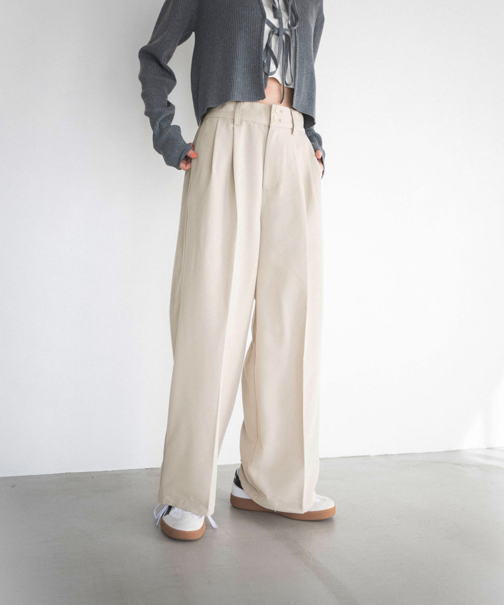 Lベージュ モデル：161cm S着用