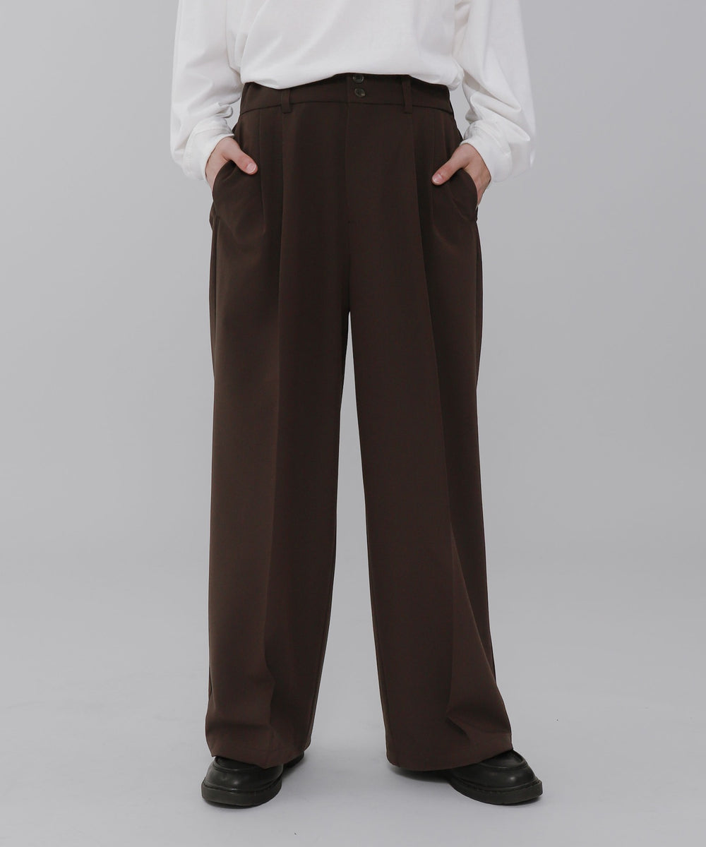 ブラウン モデル：175cm L着用