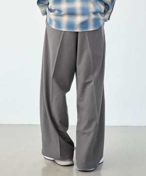 Dグレー モデル：177cm L着用