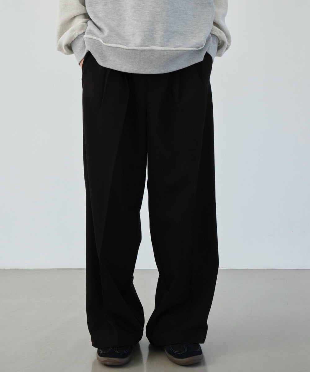 ブラック モデル：177cm L着用