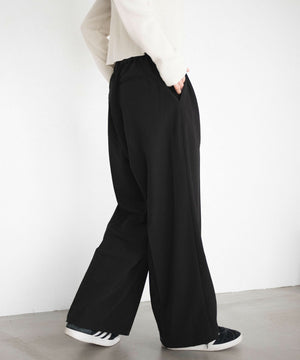 ブラック モデル：161cm S着用