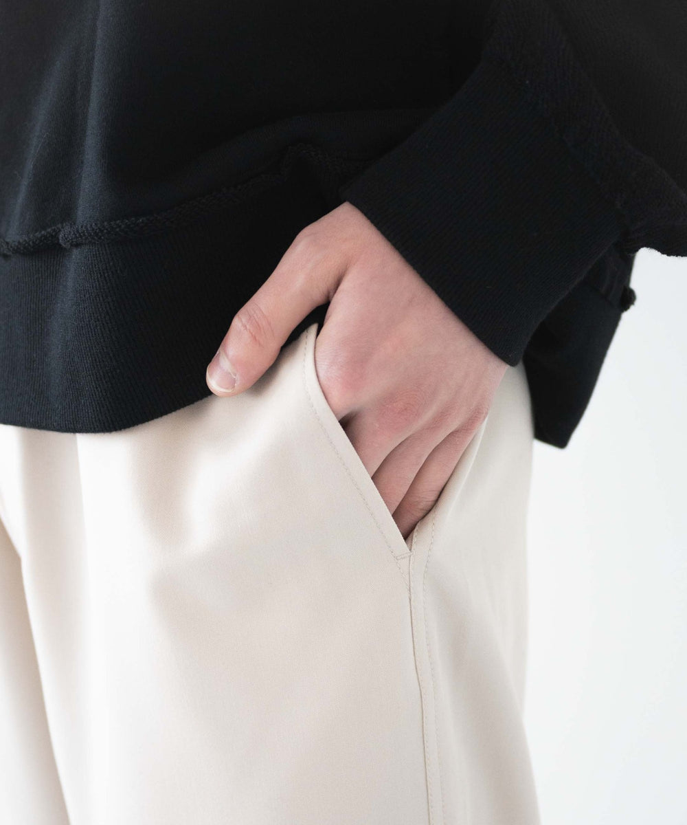 TRイージーストレートパンツ